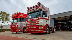 20251019-Tom-Holding-00171